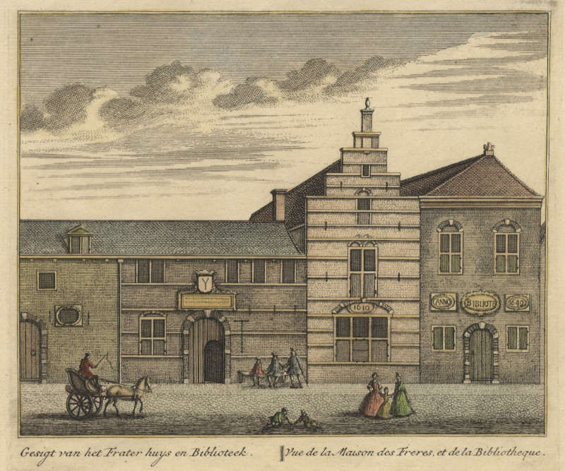 afbeelding van prent Gesigt van het Frater huys en Biblioteek; Vue de la Maison des Freres, et de la Bibliotheque van L. Schenk naar A. Rademaker (Delft)