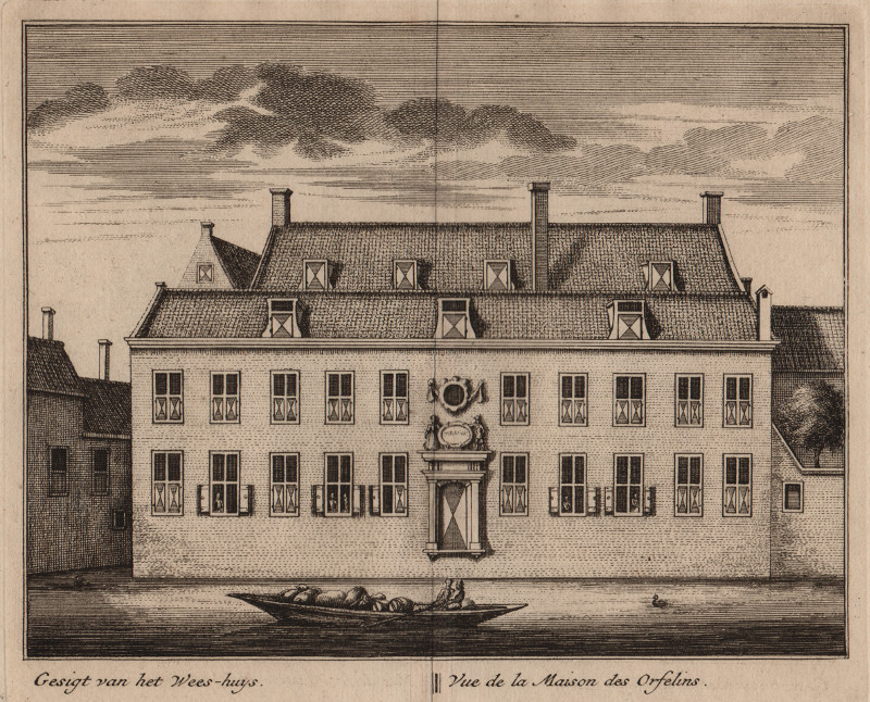 afbeelding van prent Gesigt van het Wees-Huys; Vue de la Maison des Orfelins van Leonard Schenk, Abraham Rademaker (Alkmaar)